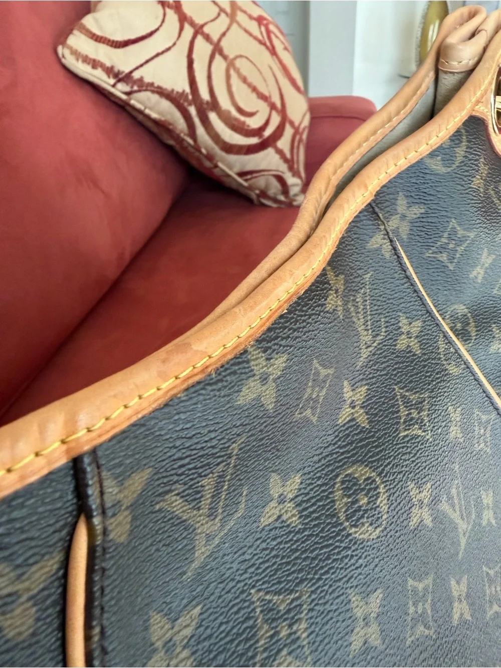 Louis Vuitton Galleria Monogram Canvas Shoulder